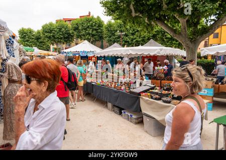 Wöchentlicher Freiluftmarkt, Collioure, Pyrenäen Orientales, Roussillon, Occitanie, Frankreich, Europa Stockfoto