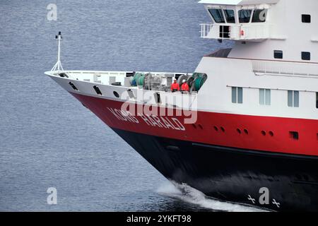 Hurtigruten Schiff Kong Harald im Hafen von Bodo in Norwegen Hurtigruten *** Hurtigruten Schiff Kong Harald im Hafen von Bodo in Norwegen Hurtigruten Stockfoto