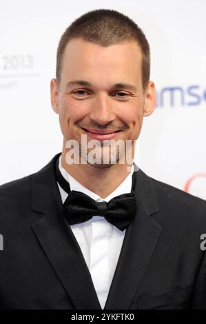 ARCHIVFOTO: Florian David Fitz wird 50 am 20. November 2024, Florian David Fitz (Schauspieler), Einzelbild, zugeschnittenes Einzelmotiv, Porträt, Porträt, Hochformat. 40. Deutscher Filmball - Roter Teppich, Roter Teppich, 19. Januar 2013. Hotel B ayerischer H of, München. SVEN SIMON, Prinzess-Luise-Str.41#45479 Muelheim/Ruhr#Tel.0208/9413250#Fax 0208/9413260#GLSB ANK, Kontonummer: 4030 025 100, Bankleitzahl 430 609 67#www.SvenSimon.net#e-mail:SvenSimon@t-online.de. Stockfoto