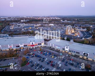 Cheshire Oaks Einzelhandelsgeschäfte, Wirral, England Stockfoto