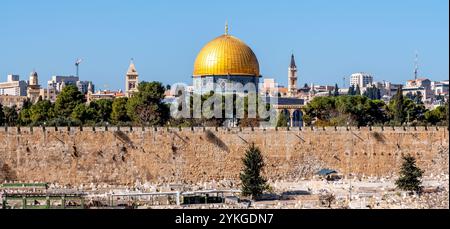 Panorama des Tempelbergs in Jerusalem, vom Ölberg aus gesehen Stockfoto