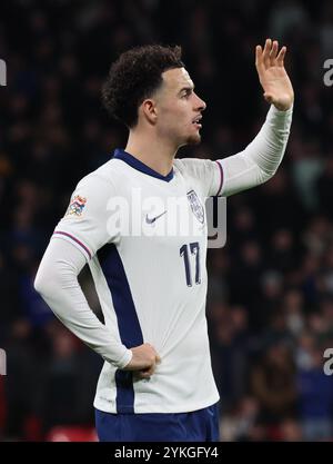 London, Großbritannien. November 2024. Curtis Jones (Liverpool) aus England in Aktion während des Gruppenspiels der UEFA Nations League zwischen England und Republic Ireland am 17. November 2024 im Wembley-Stadion in London. Credit: Action Foto Sport/Alamy Live News Stockfoto