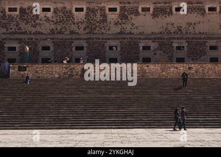 Guanajuato, Mexiko - 4. Februar 2024: Das Alhóndiga de Granaditas, eine historische Stätte und ehemaliges Getreidelager, heute das Regionalmuseum von Guanajuato Stockfoto