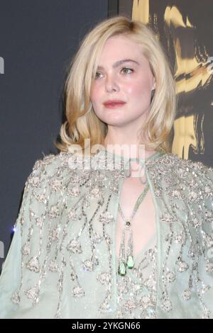 CA. 17. November 2024. Elle Fanning bei Arrivals for 15th Governors Awards, The Ray Dolby Ballroom at Ovation Hollywood, Los Angeles, CA, 17. November 2024. Quelle: Priscilla Grant/Everett Collection/Alamy Live News Stockfoto