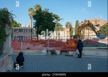 7. November 2024 - Rom, Italien: Baustelle für die Renovierung der Piazza dei Cinquecento zum Jubiläum © Andrea Sabbadini Stockfoto