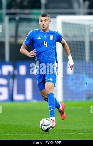 Mailand, Italien. November 2024. Alessandro Buongiorno aus Italien während der UEFA Nations League 2024/25 Ein Gruppenspiel zwischen Italien und Frankreich im Stadio Giuseppe Meazza am 17. November 2024 in Mailand. Quelle: Giuseppe Maffia/Alamy Live News Stockfoto