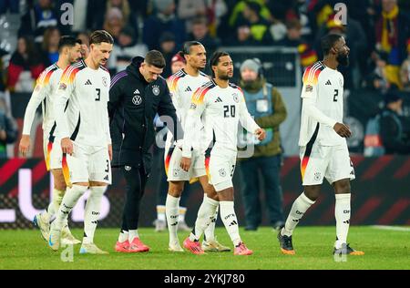 Robin Koch, DFB 3 Robin Gosens, DFB 21 Serge Gnabry, DFB 20 Antonio RÜDIGER, DFB 2 Leroy Sane, DFB 19 feiern nach dem Spiel der UEFA Nations League 2024 DEUTSCHLAND gegen BOSNIEN HERZEGOWINA 7-0 in der Saison 2024/2025 am 16. November 2024 in Freiburg. Fotograf: Peter Schatz Stockfoto