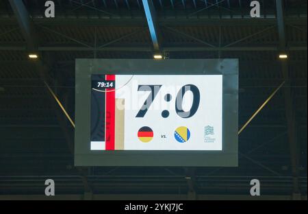 Anzeigetafel, Bildschirm, Screenboard, digital, LED, Anzeige, Monitor, Endergebnis, anzeigetafel, Endergebnis, Ergebnis, Anzeige, im UEFA Nations League 2024 Spiel DEUTSCHLAND - BOSNIEN HERZEGOWINA 7-0 in der Saison 2024/2025 am 16. November 2024 in Freiburg. Fotograf: Peter Schatz Stockfoto