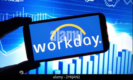 Konskie, Polen – 18. November 2024: Das Firmenlogo von Workday wird auf dem Mobiltelefon angezeigt Stockfoto