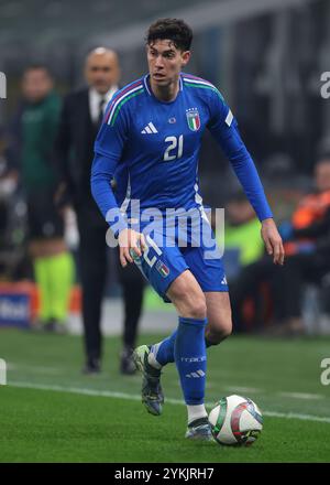 Mailand, Italien. November 2024. Alessandro Bastoni aus Italien während des Spiels der UEFA Nations League im Stadio Giuseppe Meazza, Mailand. Der Bildnachweis sollte lauten: Jonathan Moscrop/Sportimage Credit: Sportimage Ltd/Alamy Live News Stockfoto