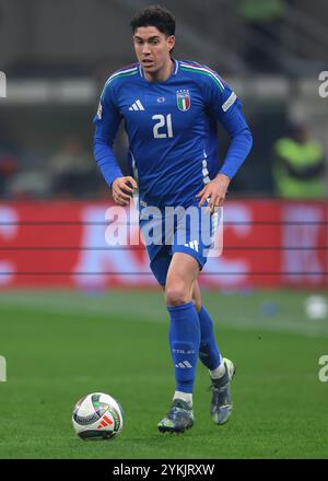 Mailand, Italien. November 2024. Alessandro Bastoni aus Italien während des Spiels der UEFA Nations League im Stadio Giuseppe Meazza, Mailand. Der Bildnachweis sollte lauten: Jonathan Moscrop/Sportimage Credit: Sportimage Ltd/Alamy Live News Stockfoto