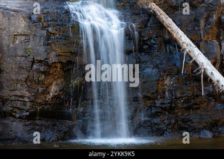 Foto gemacht im Gooseberry Falls State Park in der Nähe von Two Harbors, Minnesota, USA, an einem wunderschönen Herbstnachmittag. Stockfoto