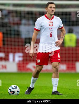 Warschau, Polen. November 2024. Bartosz Slisz aus Polen während der UEFA Nations League, Liga A, Gruppe A1 Spiel zwischen Polen und Schottland im PGE National Stadium in Warschau, Polen am 18. November 2024 (Foto: Andrew Surma/ Credit: SIPA USA/Alamy Live News Stockfoto