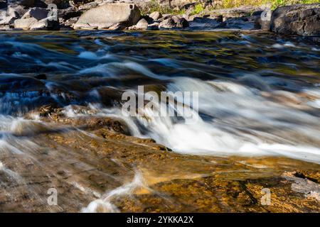 Foto gemacht im Gooseberry Falls State Park in der Nähe von Two Harbors, Minnesota, USA, an einem wunderschönen Herbstnachmittag. Stockfoto