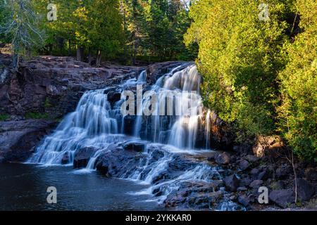 Foto gemacht im Gooseberry Falls State Park in der Nähe von Two Harbors, Minnesota, USA, an einem wunderschönen Herbstnachmittag. Stockfoto