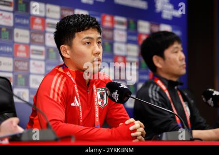 Wataru Endo (JPN), 18. November 2024 - Fußball/Fußball: Japan-Cheftrainer Hajime Moriyasu und Wataru Endo nehmen an einer Pressekonferenz der FIFA-Weltmeisterschaft 2026 im Finale der Asiatischen Qualifikationsrunde Gruppe C gegen China im Egret-Stadion in Xiamen, China Teil. Quelle: AFLO/Alamy Live News Stockfoto