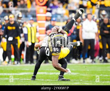 Pittsburgh, Pa, USA. November 2024. 17. November 2024: Darnell Washington #80 beim Spiel Pittsburgh Steelers vs Baltimore Ravens im Acrisure Stadium in Pittsburgh, PA. Brook Ward/scheinbare Media Group (Kreditbild: © AMG/AMG via ZUMA Press Wire) NUR REDAKTIONELLE VERWENDUNG! Nicht für kommerzielle ZWECKE! Stockfoto