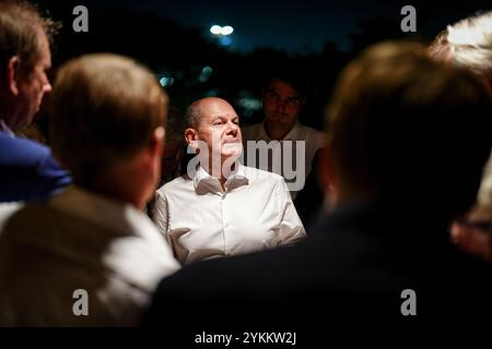 Rio De Janeiro, Brasilien. November 2024. Bundeskanzler Olaf Scholz (SPD) spricht am Rande des G20-Gipfels mit Journalisten. Quelle: Kay Nietfeld/dpa/Alamy Live News Stockfoto