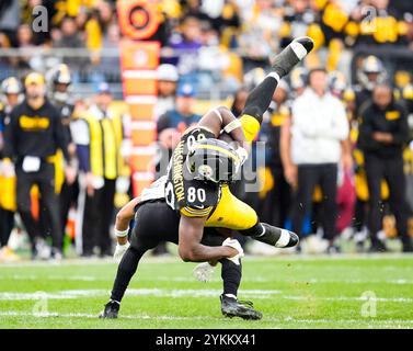 Pittsburgh, Pa, USA. November 2024. 17. November 2024: Darnell Washington #80 beim Spiel Pittsburgh Steelers vs Baltimore Ravens im Acrisure Stadium in Pittsburgh, PA. Brook Ward/scheinbare Media Group (Kreditbild: © AMG/AMG via ZUMA Press Wire) NUR REDAKTIONELLE VERWENDUNG! Nicht für kommerzielle ZWECKE! Stockfoto