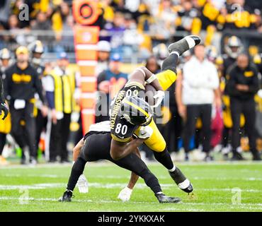 Pittsburgh, Pa, USA. November 2024. 17. November 2024: Darnell Washington #80 beim Spiel Pittsburgh Steelers vs Baltimore Ravens im Acrisure Stadium in Pittsburgh, PA. Brook Ward/scheinbare Media Group (Kreditbild: © AMG/AMG via ZUMA Press Wire) NUR REDAKTIONELLE VERWENDUNG! Nicht für kommerzielle ZWECKE! Stockfoto