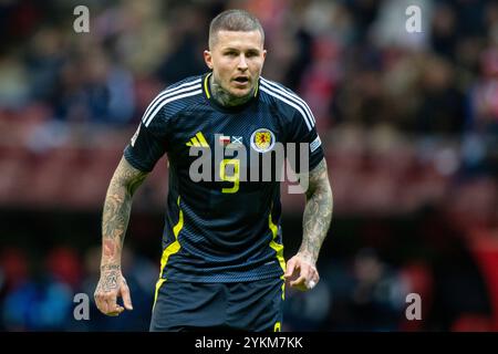 Warschau, Polen. November 2024. Lyndon Dykes of Scotland während des Spiels der UEFA Nations League, Liga A, Gruppe A1 zwischen Polen und Schottland im PGE National Stadium in Warschau, Polen am 18. November 2024 (Foto: Andrew Surma/ Credit: SIPA USA/Alamy Live News Stockfoto