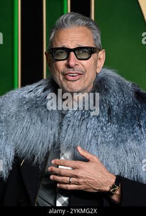 London, Großbritannien. November 2024. Jeff Goldblum bei der britischen Premiere von Wicked. London, Großbritannien, 18. November 2024. Foto: Stuart Hardy/ABACAPRESS. COM Credit: Abaca Press/Alamy Live News Stockfoto