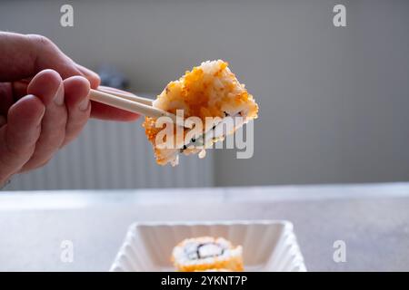 california Roll Krabben Sushi aus der Nähe Stockfoto