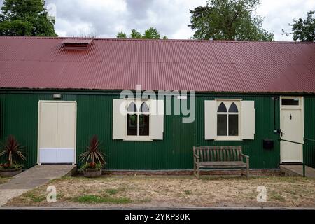 Wellblech-Dorfsaal Framsden Suffolk Stockfoto