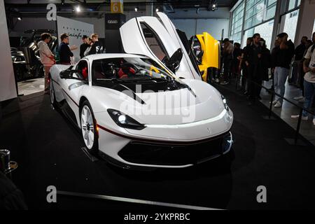 09-11-2024 Zürich, Schweiz. Pininfarina Battista elektrisches Hyperauto im Zürcher Autosalon. Stockfoto