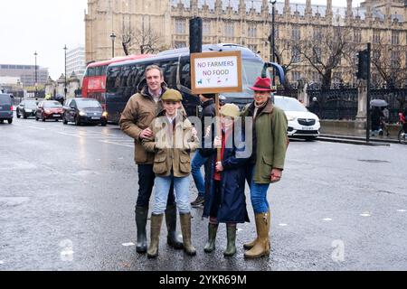 London, Großbritannien. November 2024. Bauern protestieren: Bauern in Westminster. Quelle: Matthew Chattle/Alamy Live News Stockfoto