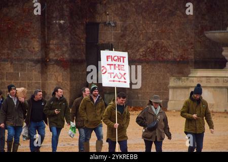 London, England, Großbritannien. November 2024. Tausende von Bauern protestieren gegen die Erbschaftssteuer in Westminster. (Kreditbild: © Vuk Valcic/ZUMA Press Wire) NUR REDAKTIONELLE VERWENDUNG! Nicht für kommerzielle ZWECKE! Stockfoto