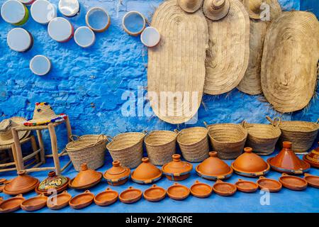 Keramik für Tagine in Chefchaouen, Marokko Stockfoto