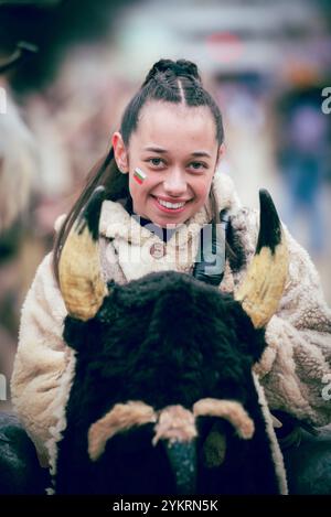 Surva - Internationales Festival der Maskerade-Spiele 28.01.2024 Stockfoto