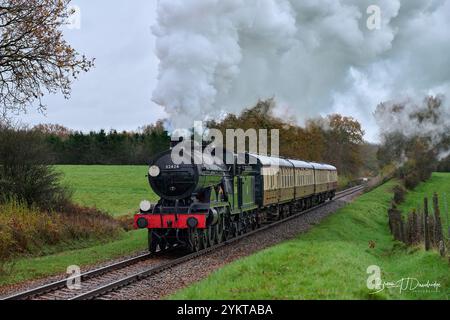 "Beachy Head" - LBSCR-Lokomotive in Dampf bei der Bluebell Railway Stockfoto