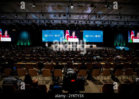 Baku, Aserbaidschan. November 2024. Grace Fu, Ministerin für Nachhaltigkeit und Umwelt Singapurs, gibt eine nationale Erklärung während des wiederaufgenommenen hochrangigen Segments im Plenarsaal von Nizami in der Blauen Zone während der Klimakonferenz der Vereinten Nationen COP29 ab, einer Veranstaltung des UNFCCC im Olympiastadion von Baku. COP29, laufende Arbeiten konzentrieren sich auf die Suche nach sauberer Energie im CO2-Offset (Foto: Dominika Zarzycka/SOPA Images/SIPA USA) Credit: SIPA USA/Alamy Live News Stockfoto