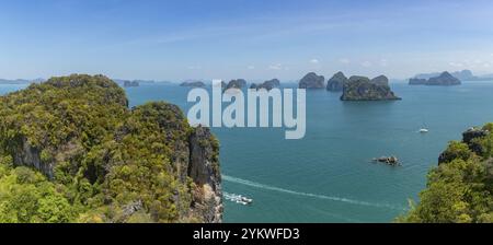 Ein Bild der Lao Lading Island Gruppe vom Hong Island Aussichtspunkt aus gesehen Stockfoto