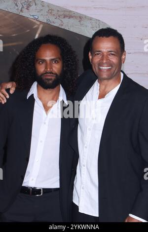 Makaylo Van Peebles, Mario Van Peebles 11/18/2024 Los Angeles Premiere von 'Gladiator II' im TCL Chinese Theater in Hollywood, CA. Foto: I. Hasegawa / HNW / Picturelux Stockfoto