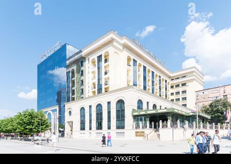 Prishtina Kosovo, 26. Juni. 2023: Swiss Diamond Hotel im Stadtzentrum Stockfoto