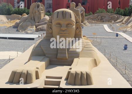 Skulpturen aus Sand für berühmte historische und antike Figuren Stockfoto