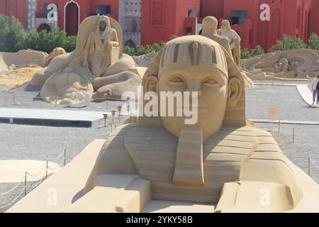 Skulpturen aus Sand für berühmte historische und antike Figuren Stockfoto