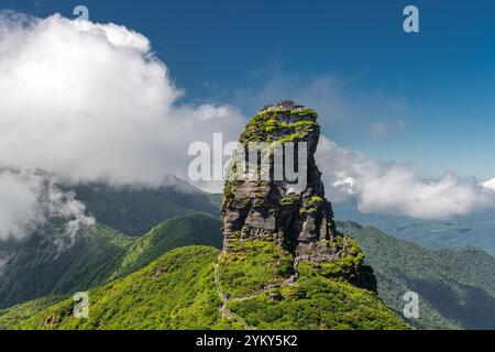 Der Fanjingshan oder der Berg Fanjing in Tongren, Provinz Guizhou, ist der höchste Gipfel des Wuling-Gebirges im Südwesten Chinas. Fanjingshan Stockfoto