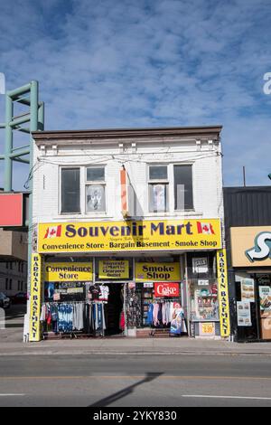 Souvenir Mart Store an der Victoria Avenue in Cliffton Hill, Niagara Falls, Ontario, Kanada Stockfoto