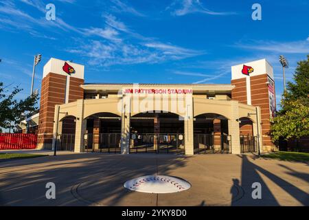 Louisville, KY - 3. Oktober 2024: Jim Patterson Stadium, Heimstadion des Baseballteams der University of Louisville. Stockfoto