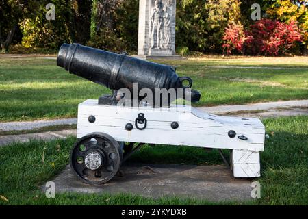 Kanone an der Fort George National Historic Site auf der Queen's Parade in Niagara-on-the-Lake, Ontario, Kanada Stockfoto