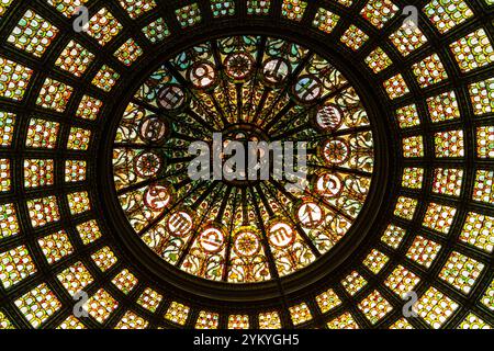 Die größte Tiffany Glass Dome der Welt, Preston Bradley Hall, Chicago Cultural Center, Chicago, Illinois, USA Stockfoto