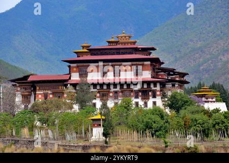 Punakha Dzong, auch bekannt als Pungtang Dechen Photrang Dzong, liegt im Punakha-Wangdue-Tal, Punakha, Bhutan Stockfoto