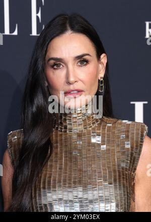 Los Angeles, USA. November 2024. Demi Moore kam am 19. November 2024 bei der ELLE's Women in Hollywood Celebration im Four Seasons Hotel in Los Angeles in Beverly Hills an. © Mark von Holden/ Credit: AFF/Alamy Live News Stockfoto