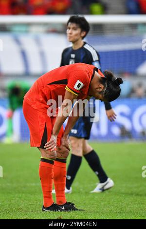 Xiamen, China. 19. November 2024. Während der FIFA Fussball-Weltmeisterschaft im Xiamen Egret Stadion in der dritten Qualifikationsrunde der Gruppe C zwischen China und Japan. Quelle: Meng Gao/Alamy Live News Stockfoto