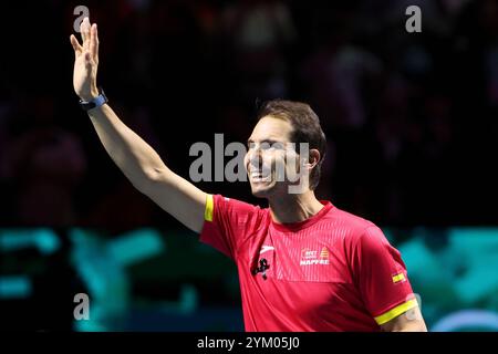 Malaga, Espagne. November 2024. Rafael Nadal aus Spanien während seiner Abschiedszeremonie nach dem Davis Cup Finals 2024 Viertelfinale des Tennisspiels zwischen den Niederlanden und Spanien im Palacio de Deportes Jose Maria Martin Carpena am 19. November 2024 in Malaga, Spanien - Foto Jean Catuffe/DPPI Credit: DPPI Media/Alamy Live News Stockfoto