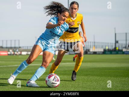 Casey, Australien. November 2024. Lourdes Bosch aus Melbourne City in Aktion während des dritten Spiels der A-League 2024/25 der Frauen zwischen Melbourne City und den Central Coast Mariners in Casey Fields. Endstand 2:2. Australian Professional Soccer Damen A-League 2024/25 Saison Spiel in Runde 3 zwischen Melbourne City und Central Coast Mariners. Ziehen Sie 2-2. Quelle: SOPA Images Limited/Alamy Live News Stockfoto